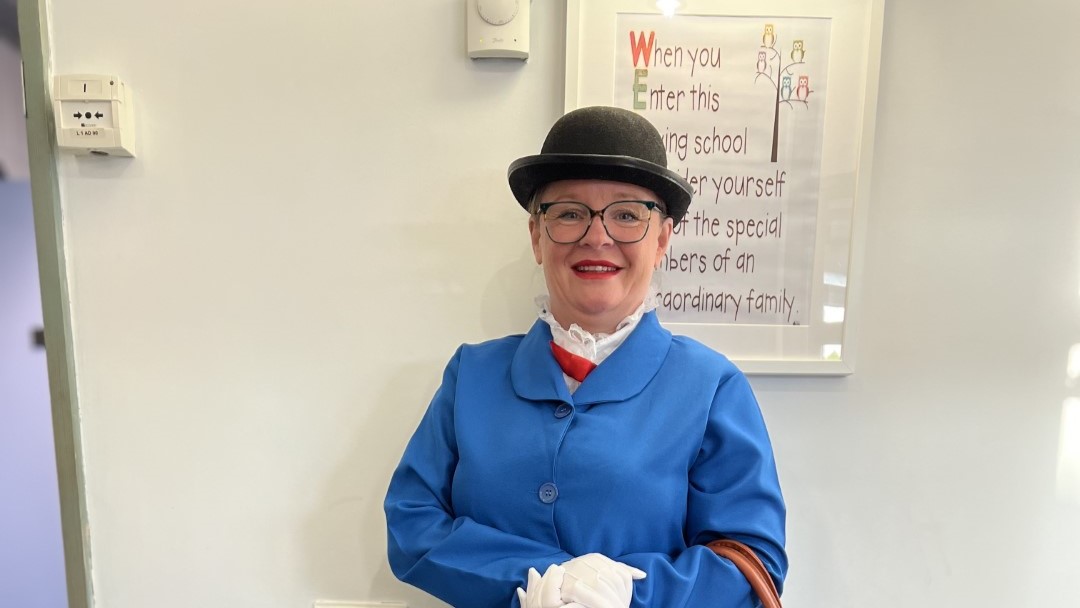 World Book Day – Lisa as Mary Poppins